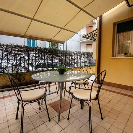 233 - Casa Milla - Centro Citta - 150metri Dal Mare E - Parcheggio Gratis Incluso