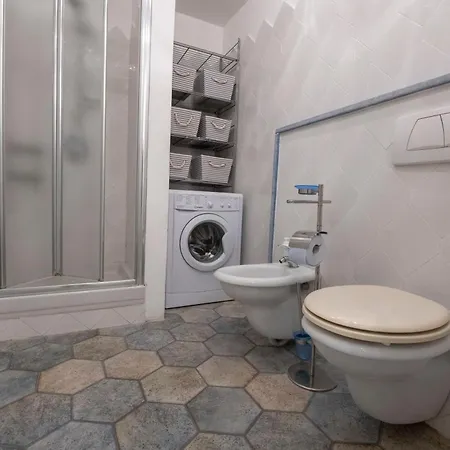 233 - Casa Milla - Centro Citta - 150metri Dal Mare E - Parcheggio Gratis Incluso *