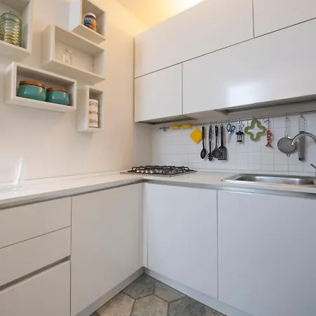 233 - Casa Milla - Centro Citta - 150metri Dal Mare E - Parcheggio Gratis Incluso דירה ססטרי לבאנטה